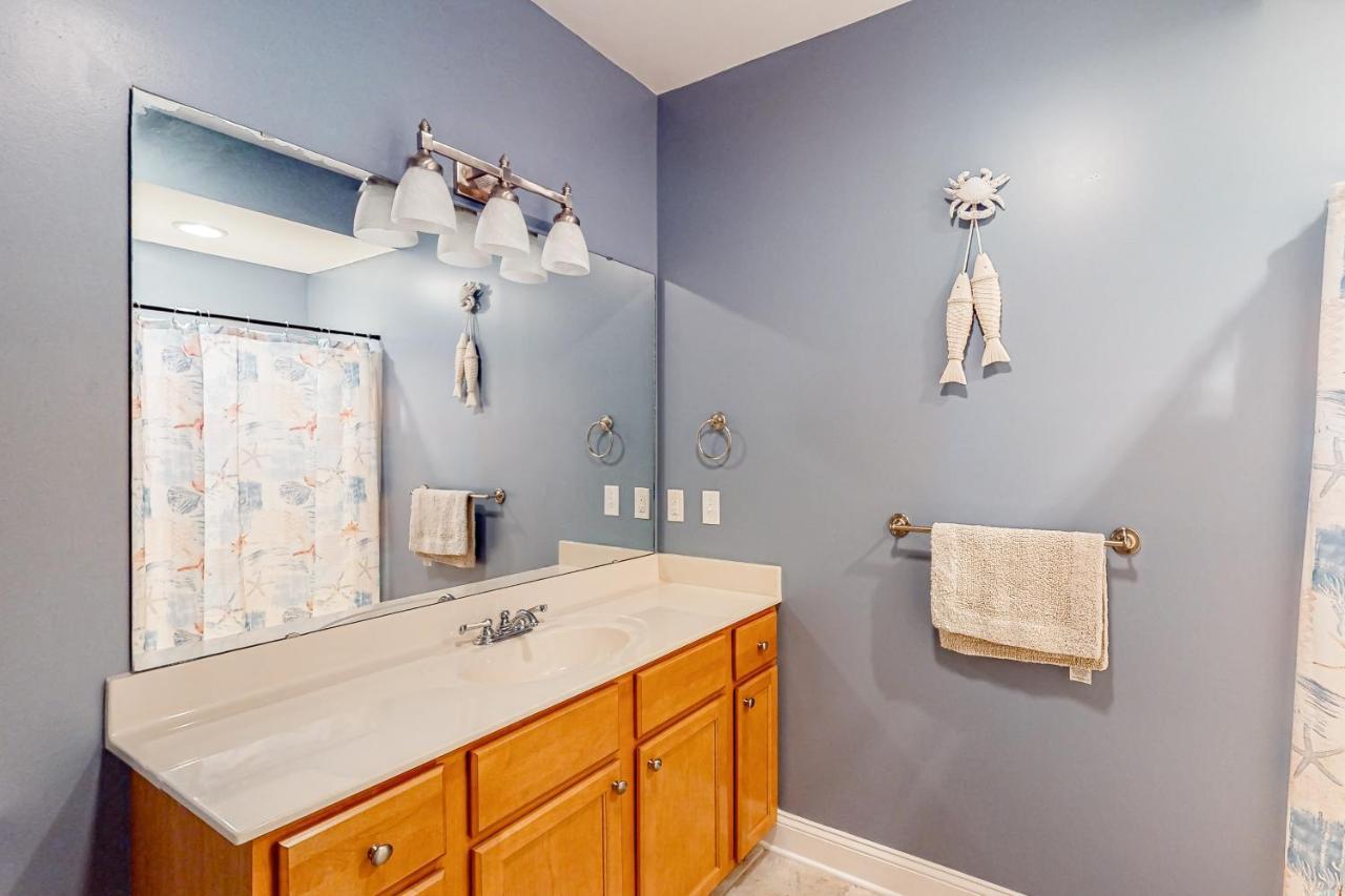 Dolphin Shores, Unit 3 Apartment Supply