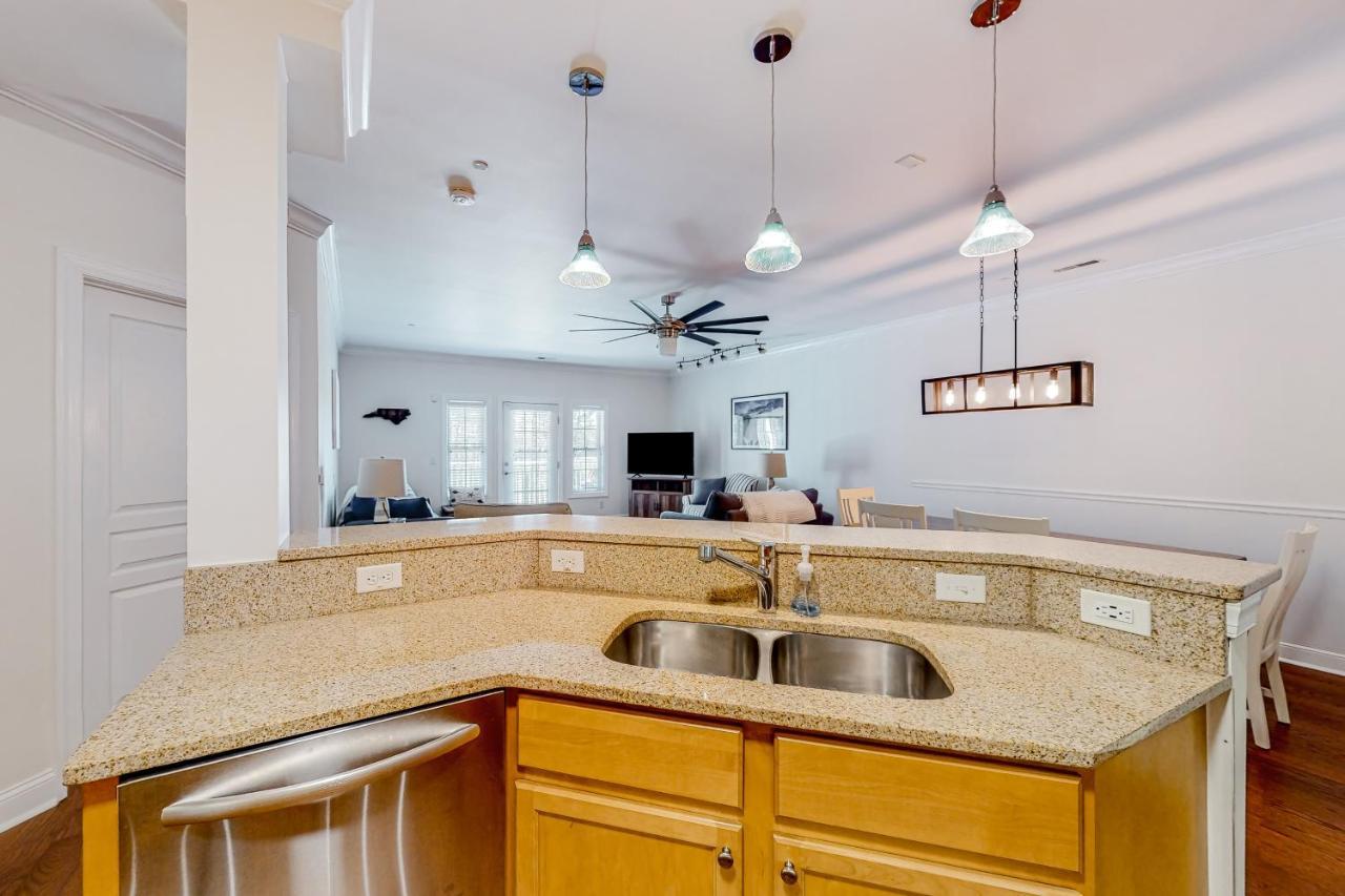 Dolphin Shores, Unit 3 Apartment *
