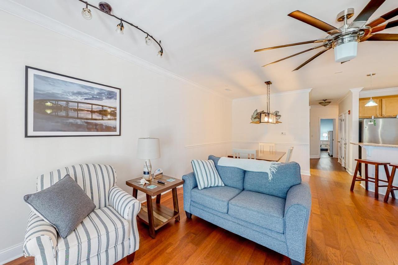 Dolphin Shores, Unit 3 *